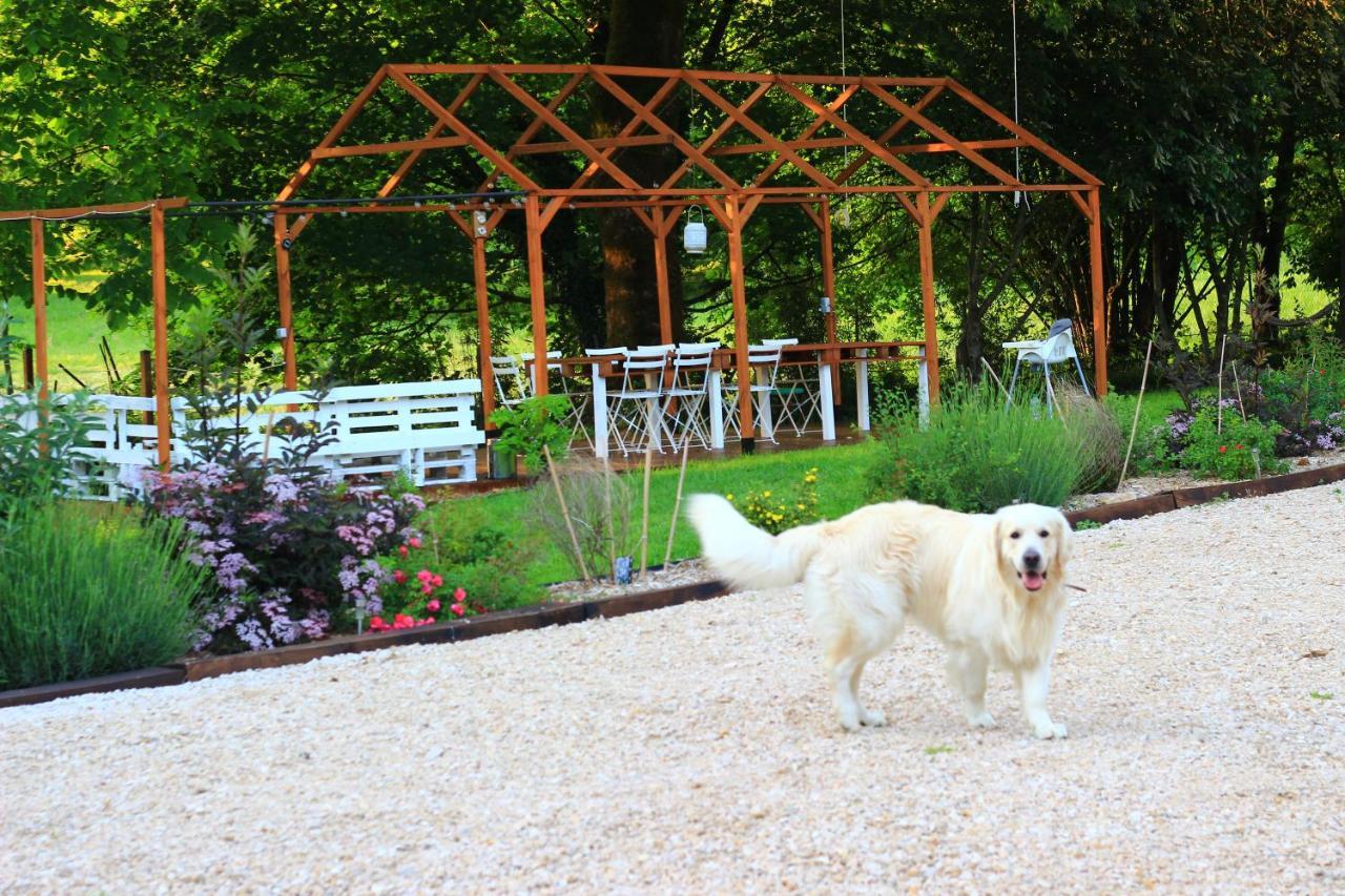 Domaine De Bersaillin Otel Dış mekan fotoğraf